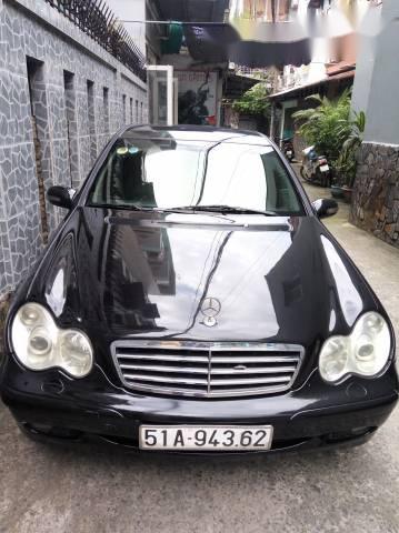 Bán xe Mercedes C180 đời 2001, màu đen