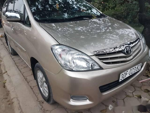 Bán xe Toyota Innova G sản xuất 2010 số sàn, giá tốt