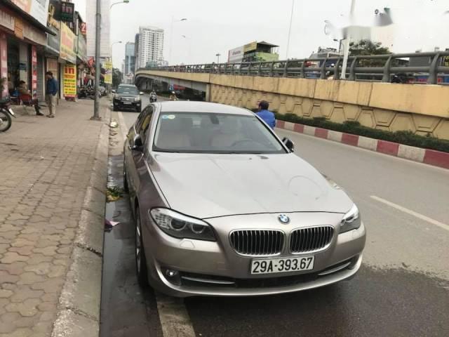 Bán BMW 5 Series 523i sản xuất 2011, màu bạc, nhập khẩu