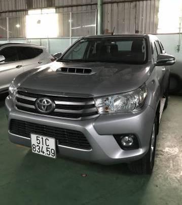 Bán Toyota Hilux 2.5G sản xuất 2016, màu xám  