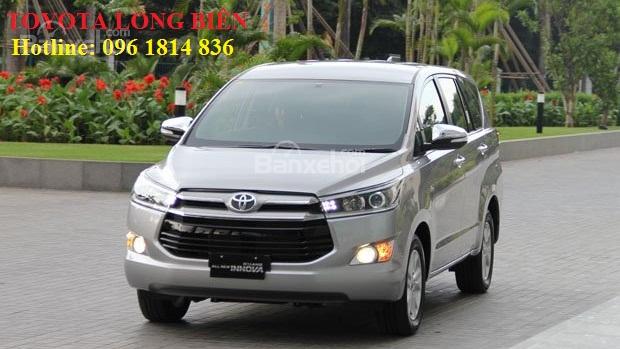 Bán ô tô Toyota Innova E năm 2018, màu xám (ghi), 700 triệu