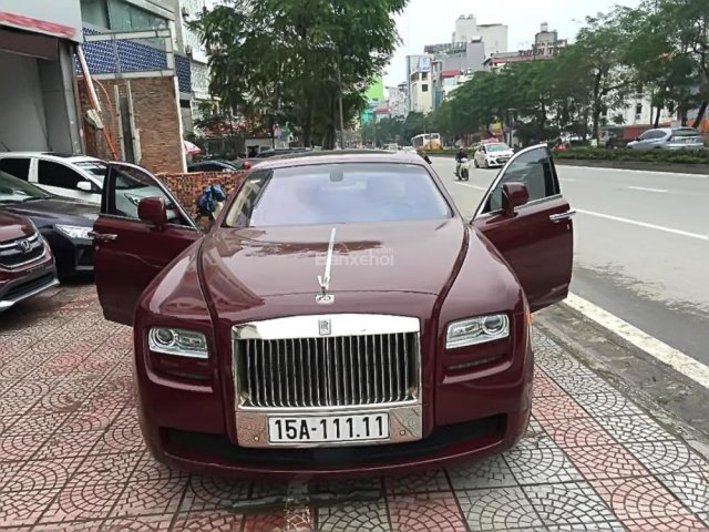 Bán xe Rolls-Royce Ghost 6.6 V12 đời 2010, màu đỏ, xe nhập