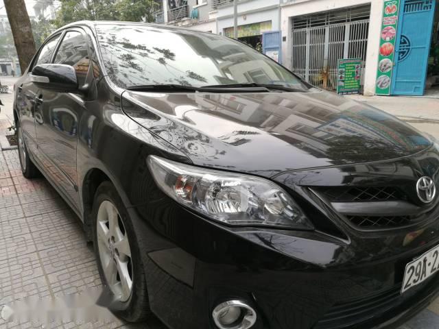 Bán Toyota Corolla altis đời 2011, màu đen