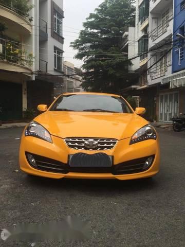 Bán Hyundai Genesis 2.0 Turbo đời 2009, màu vàng, xe nhập