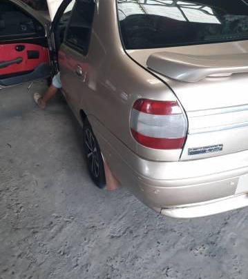 Bán xe Fiat Siena đời 2001, màu vàng cát