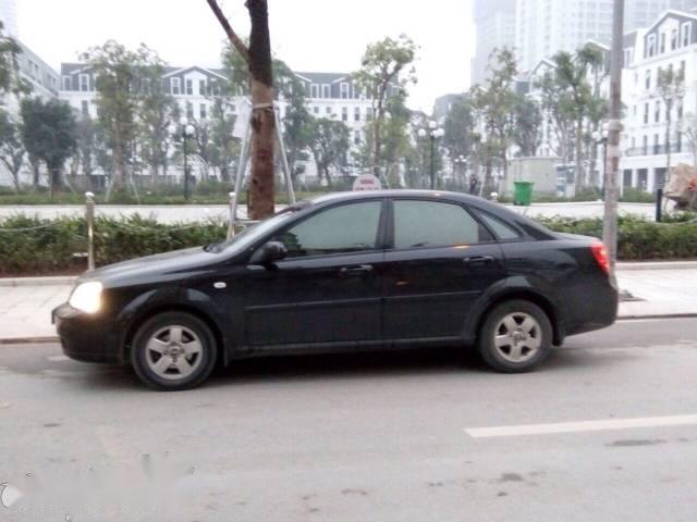 Cần bán lại xe Chevrolet Lacetti năm 2013, màu đen như mới, 310 triệu