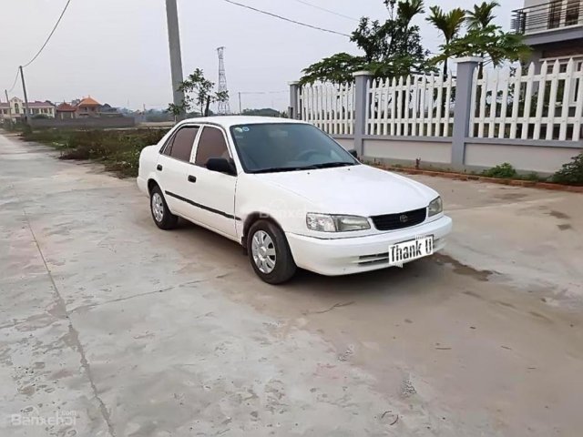 Bán ô tô Toyota Corolla sản xuất 2000, màu trắng