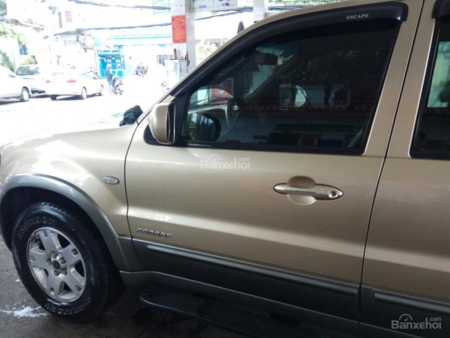 Bán xe Ford Escape đời 2004 3.0v6 tại Gò Vấp, Hồ Chí Minh