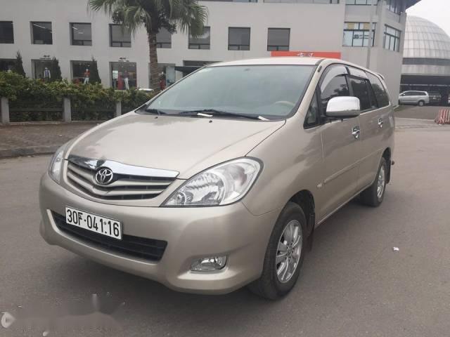 Bán xe Toyota Innova 2.0 G đời 2011 chính chủ