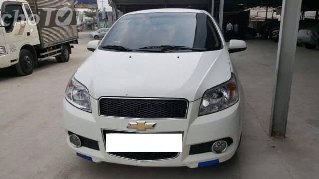 Bán xe Chevrolet Aveo LT 2014, màu trắng số sàn, 306tr