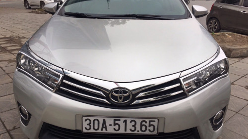 Bán Toyota Corolla altis 1.8 AT sản xuất 2015, màu bạc số tự động