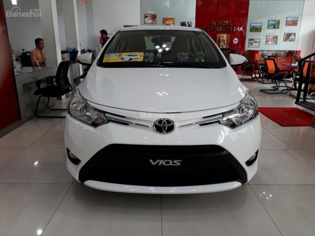 Cần bán xe Toyota Vios E năm 2018, màu trắng, giá chỉ 513 triệu, tặng full phụ kiện