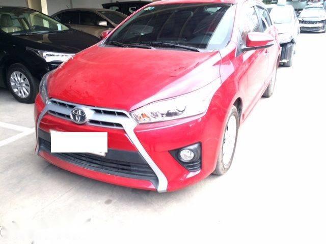 Cần bán lại xe Toyota Yaris G đời 2016, màu đỏ số tự động