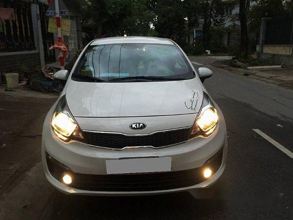 Bán Kia Rio đời 2016, màu trắng đẹp như mới