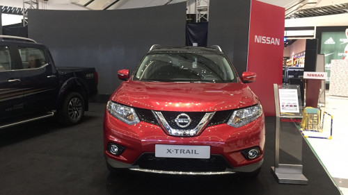 Bán Nissan X trail 2.0 AT 2018, màu đỏ, giá tốt
