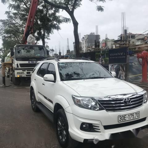 Bán Toyota Fortuner đời 2016, màu trắng