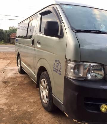 Cần bán gấp Toyota Hiace đời 2008