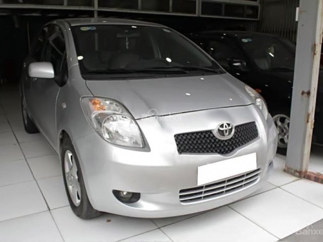 Bán Toyota Yaris 1.3 AT đời 2007, màu bạc, nhập khẩu chính chủ, giá tốt