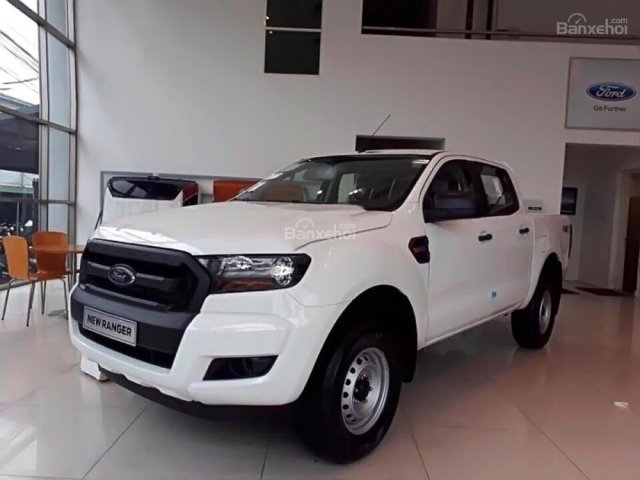 Cần bán Ford Ranger đời 2017, màu trắng, nhập, giá chỉ 619 triệu