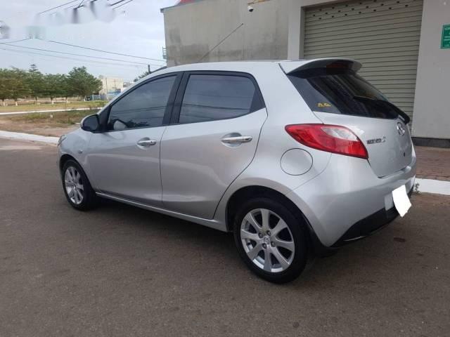 Bán Mazda 2 AT đời 2011 giá cạnh tranh