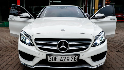 Bán xe Mercedes 2.0 AT sản xuất năm 2016, màu trắng, xe nhập