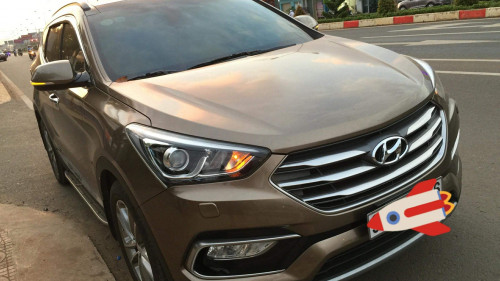 Bán Hyundai Santa Fe 2.2 AT đời 2016 như mới