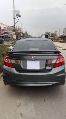 Cần bán gấp Honda Civic Sport đời 2013, màu đen