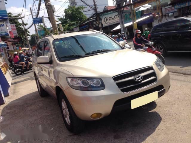 Bán lại xe Hyundai Santa Fe đời 2009 số sàn, giá tốt