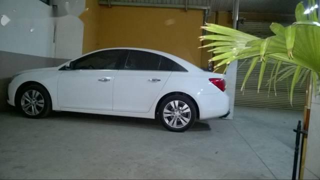 Cần bán xe Chevrolet Cruze LTZ đời 2015, màu trắng chính chủ