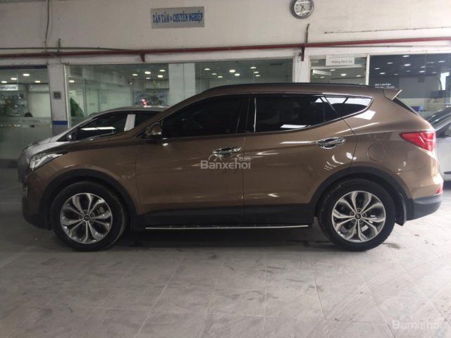 Bán ô tô Hyundai Santa Fe Full 4WD năm 2015, màu nâu, giá thương lượng