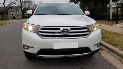 Bán ô tô Toyota Highlander AT đời 2013, màu trắng, nhập khẩu