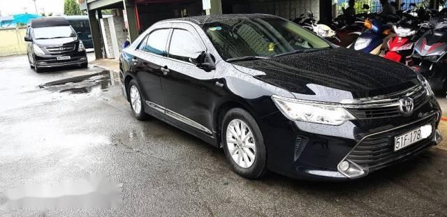 Bán Toyota Camry 2.0E 2015, màu đen, nhập khẩu còn mới