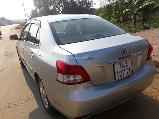 Cần bán xe Toyota Vios 1.5E đời 2008, màu bạc, giá tốt