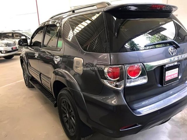 Cần bán lại xe Toyota Fortuner G đời 2015, màu xám