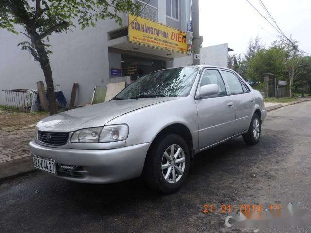 Cần bán xe Toyota Corolla MT đời 2000, màu bạc chính chủ, giá chỉ 129 triệu