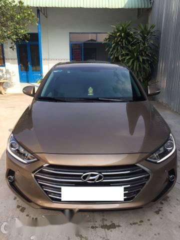 Bán xe Hyundai Elantra 2.0 đời 2016 số tự động, giá chỉ 668 triệu