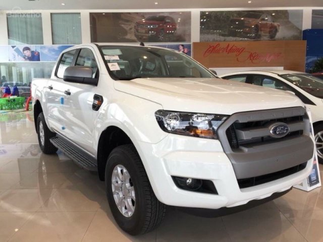 Bán xe Ford Ranger đời 2018, màu trắng, nhập khẩu