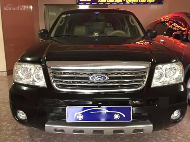 Bán Ford Escape 2.3AT đời 2004, màu đen 