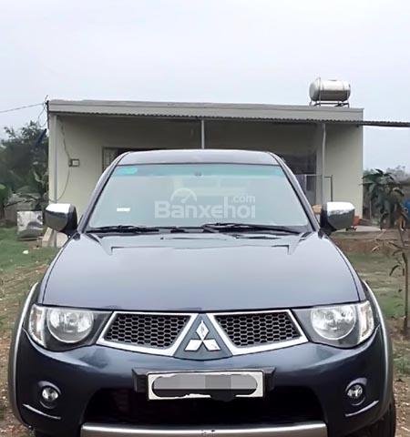 Bán Mitsubishi Triton Gls đời 2009, màu xám, nhập khẩu  