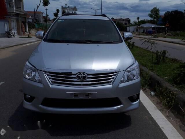 Bán xe Toyota Innova đời 2011, màu bạc, giá tốt