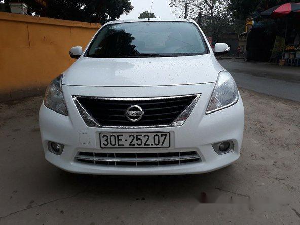 Bán Nissan Sunny đời 2016, màu trắng  