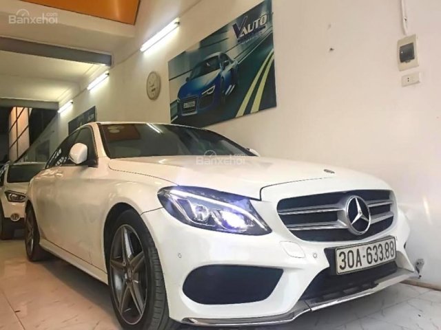 Bán xe Mercedes C250 AMG đời 2015, màu trắng