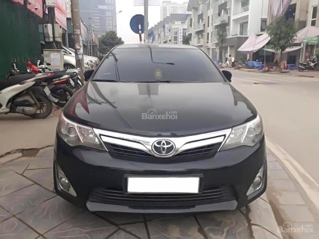 Chính chủ bán xe Toyota Camry XLE đời 2013, màu đen, nhập khẩu