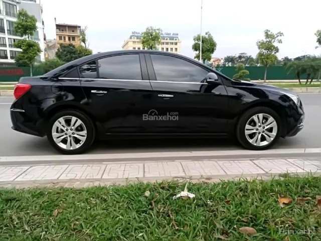 Bán xe Chevrolet Cruze LTZ 1.8 AT SX 2016, màu đen  