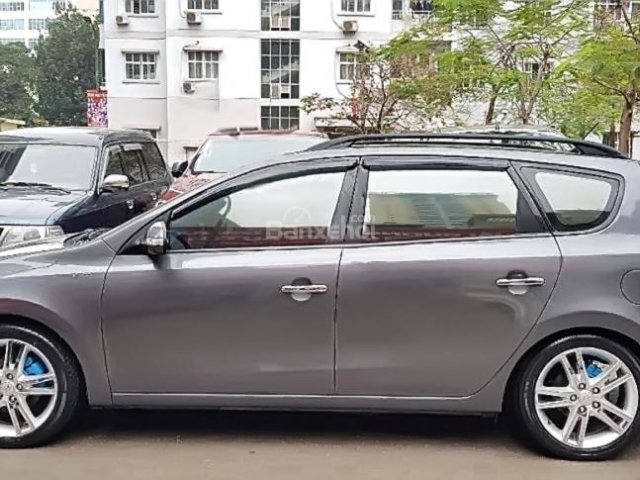 Chính chủ bán xe Hyundai i30 đời 2009, màu xám, nhập khẩu