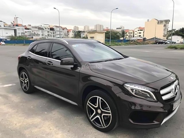 Bán Mercedes GLA 250 4Matic đời 2015, màu nâu, nhập khẩu nguyên chiếc