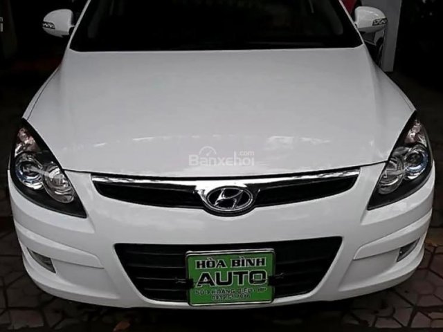 Bán ô tô Hyundai i30 CW 1.6AT đời 2011, màu trắng, nhập khẩu chính chủ, 395tr