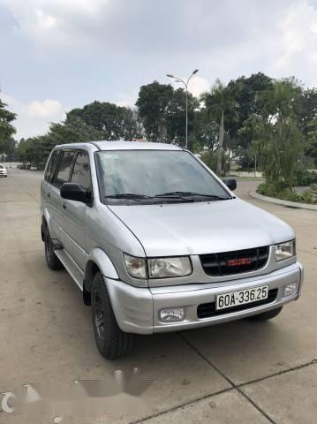 Bán xe Isuzu Hi lander MT đời 2004, màu bạc, giá 208tr