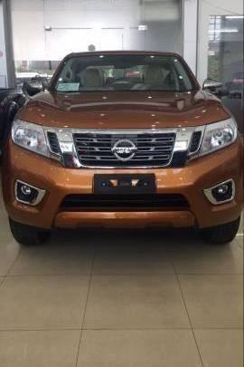 Bán xe Nissan Navara EL sản xuất 2017, màu cam