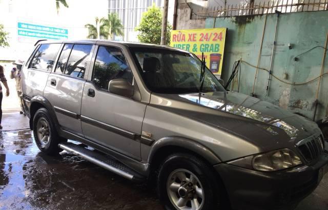 Bán Ssangyong Musso năm 2004, màu bạc